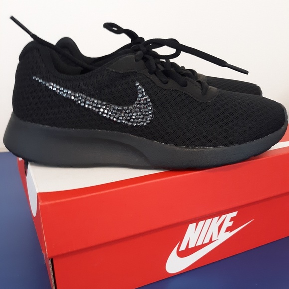 NEW ALL Black Nike Tanjun with black bling - Picture 2 of 5